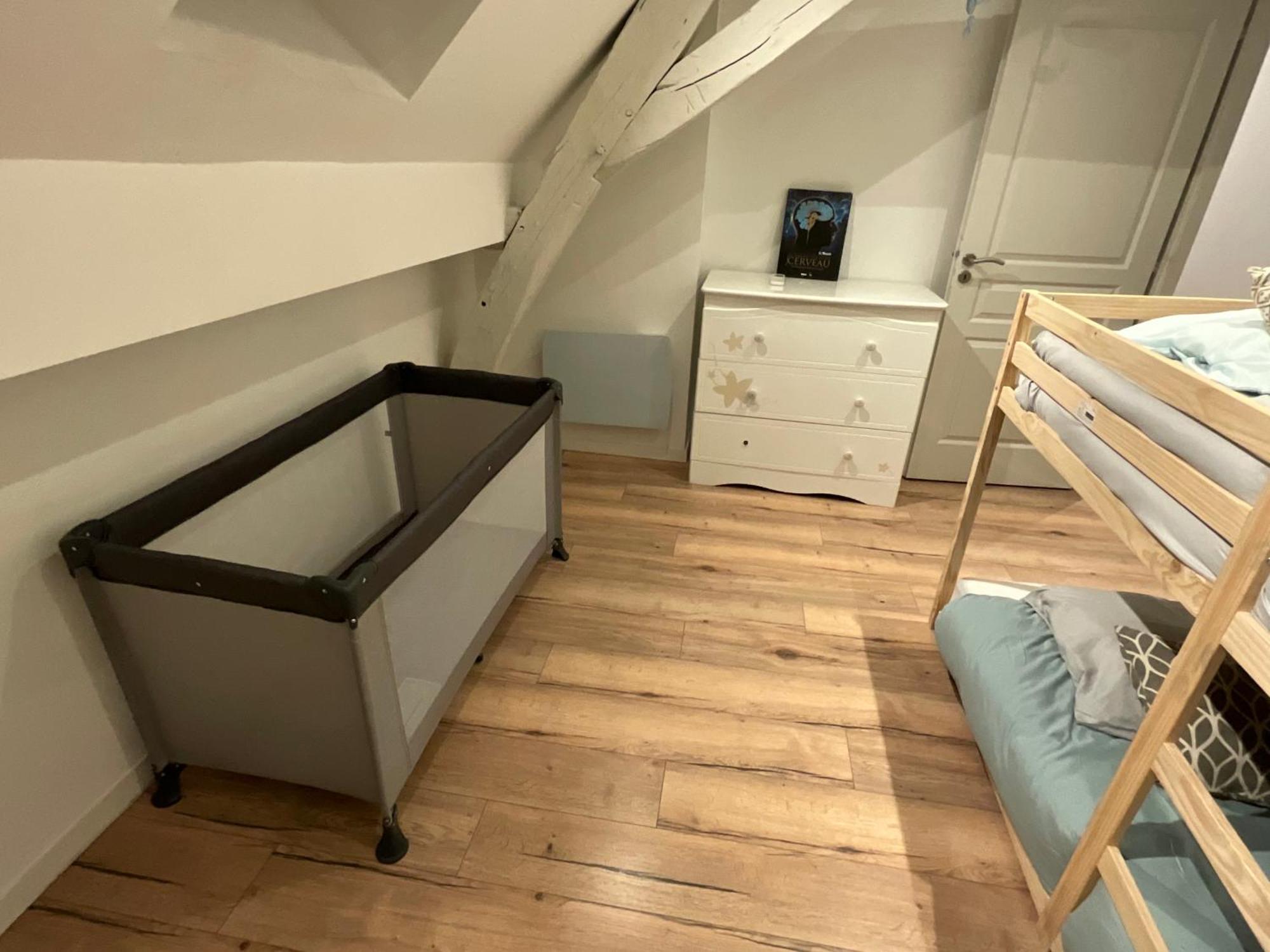 La Chambre Des Petits Voyageurs Sennecey-lès-Dijon Extérieur photo